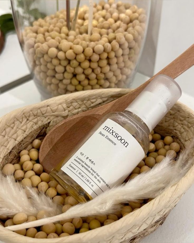 MIXSOON Bean Essence - Exfoliación suave y piel radiante sin irritación